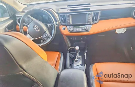 2016 Toyota Rav4 Limited z USA, uszkodzony, nr VIN 2T3DFREV9GW499640